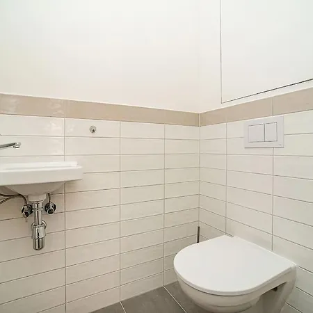 Stylish Flat With Terrace And Ac *