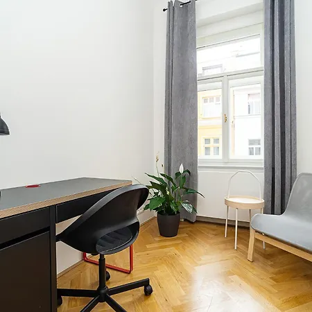 Stylish Flat With Terrace And Ac