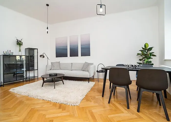Stylish Flat With Terrace And Ac Lägenhet Prag